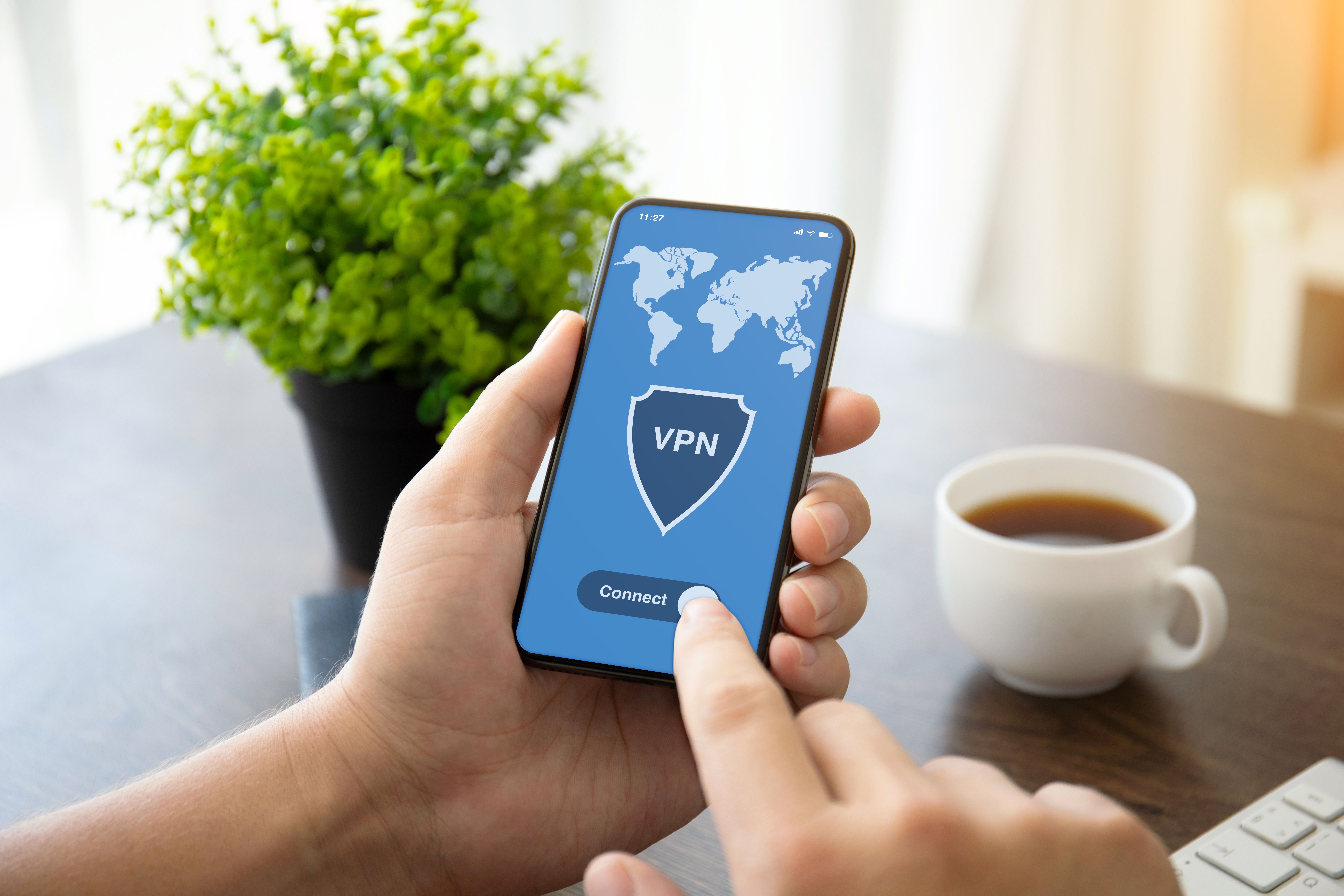 A legjobb Android és iPhone VPN-ek: böngéssz biztonságosan!